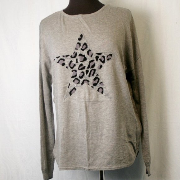 Renuar Grey Knit Sweater with Animal Star - Picture 1 of 3